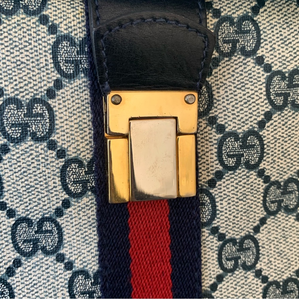 (27) GUCCI 70s Bag - Picture 5 of 12